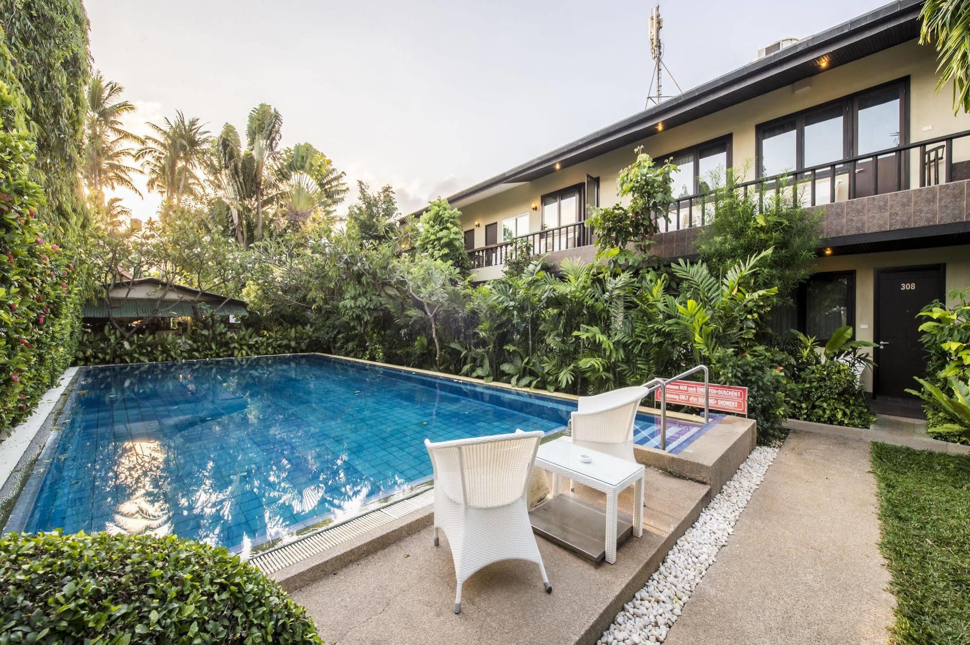 Отель Lokal Phuket 